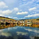 Appartamento Elegant With Direct River View, Balcony And Parking In Bernkastel-Kues