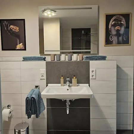 Elegant With Direct River View, Balcony And Parking In *