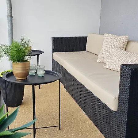 Elegant With Direct River View, Balcony And Parking In Bernkastel-Kues