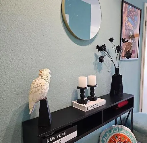 Elegant With Direct River View, Balcony And Parking In * Bernkastel-Kues