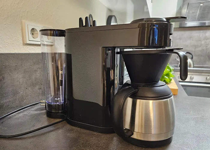 Elegant With Direct River View, Balcony And Parking In