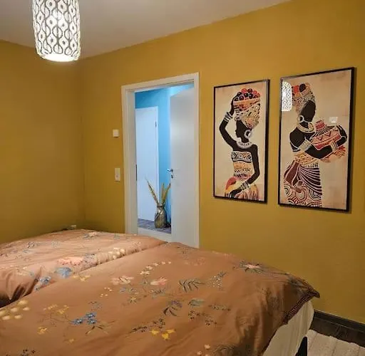 Elegant With Direct River View, Balcony And Parking In Apartamento Bernkastel-Kues