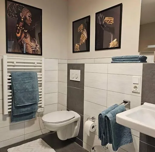 Elegant With Direct River View, Balcony And Parking In Apartamento Bernkastel-Kues