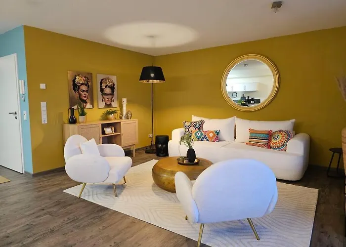 公寓 Elegant With Direct River View, Balcony And Parking In 贝恩卡斯特尔-屈斯