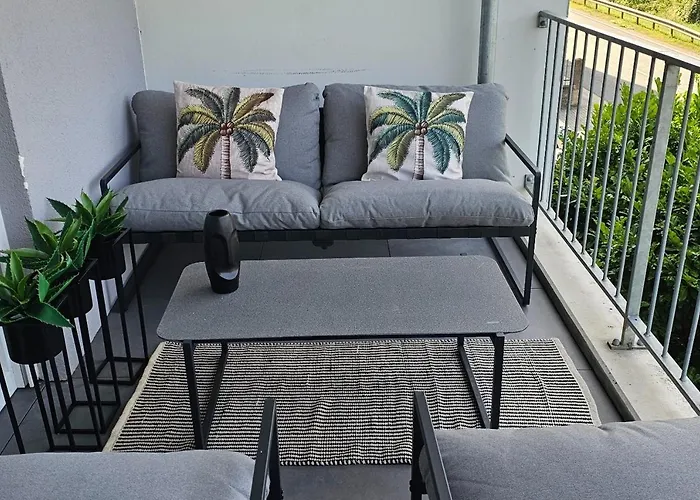 Elegant With Direct River View, Balcony And Parking In * Bernkastel-Kues